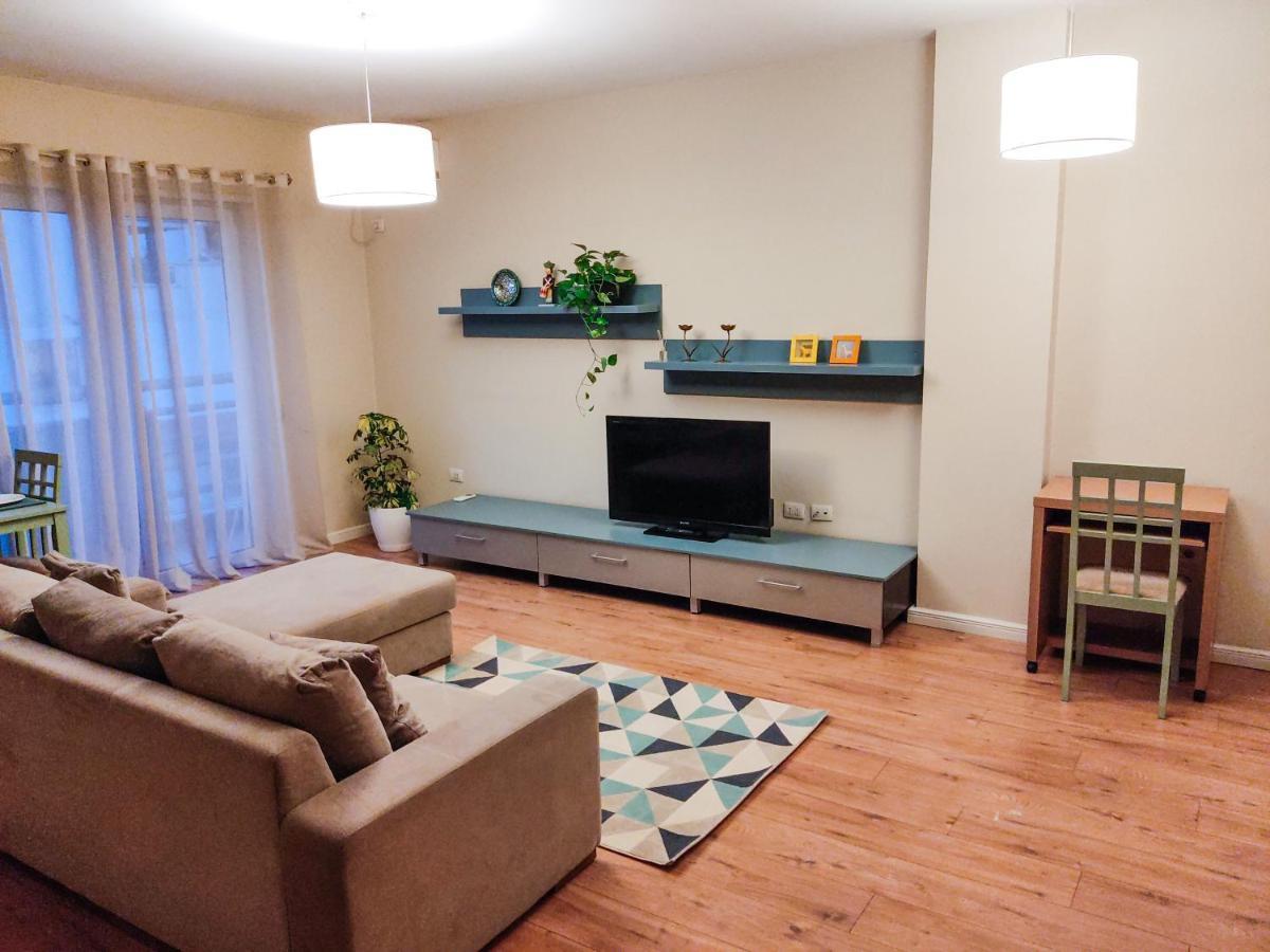 Kora Apartaments - Relaxing Escape Тирана Екстер'єр фото
