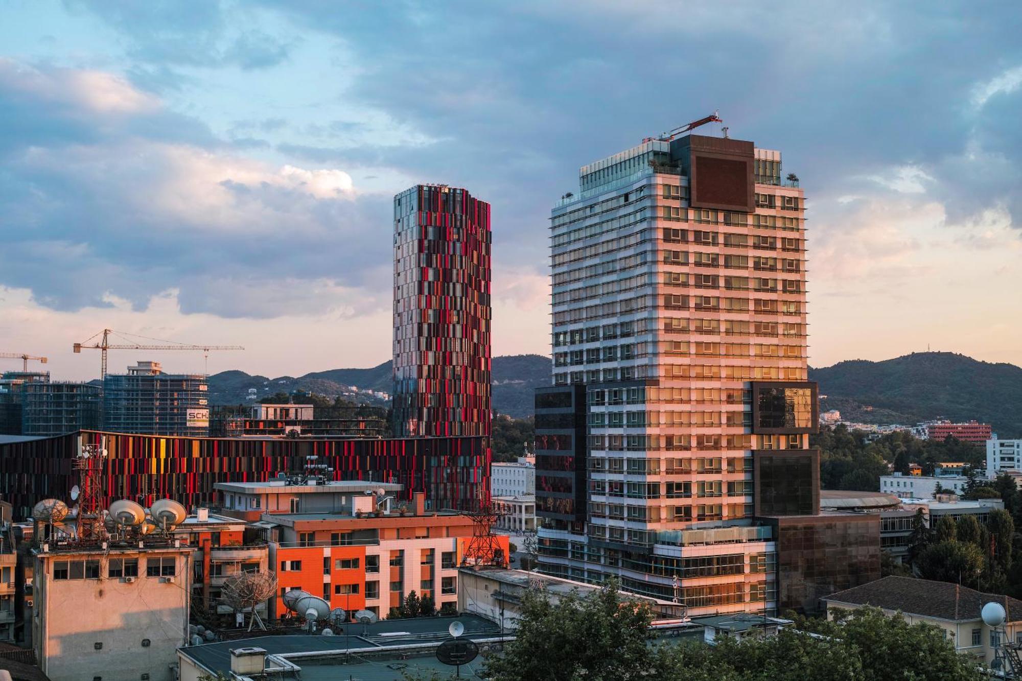 Kora Apartaments - Relaxing Escape Тирана Екстер'єр фото